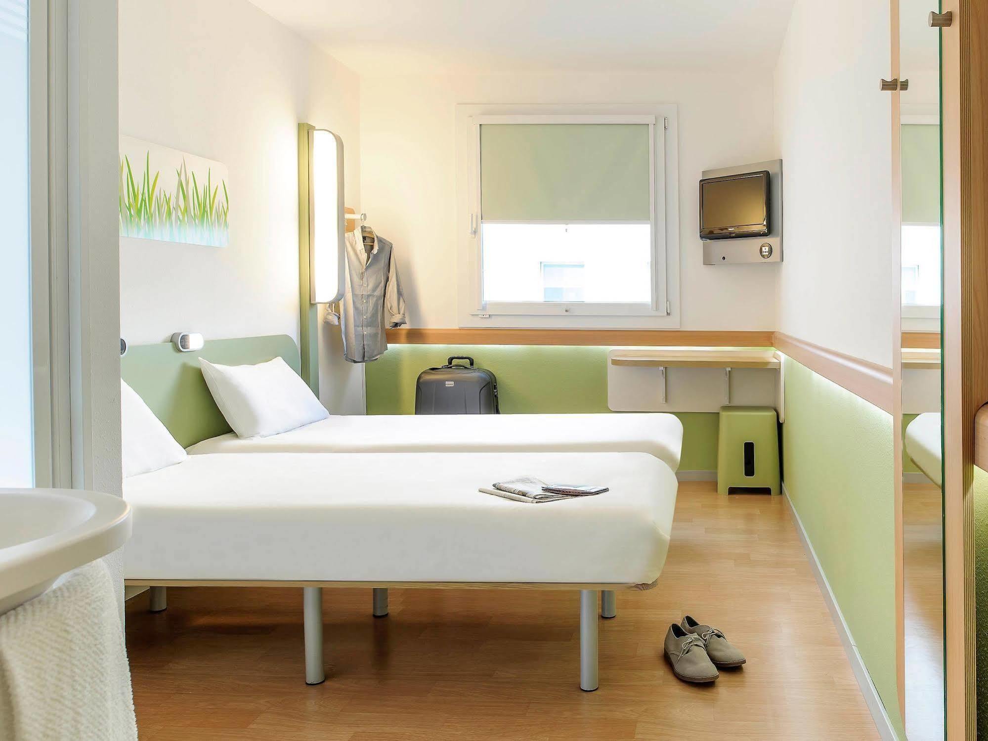 Ibis Budget Thonon Les Bains Екстер'єр фото